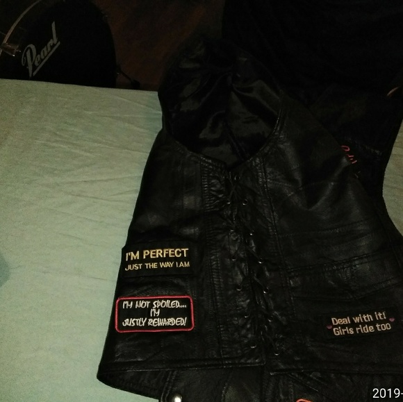 LEATHER WARE - Picture 2 of 8